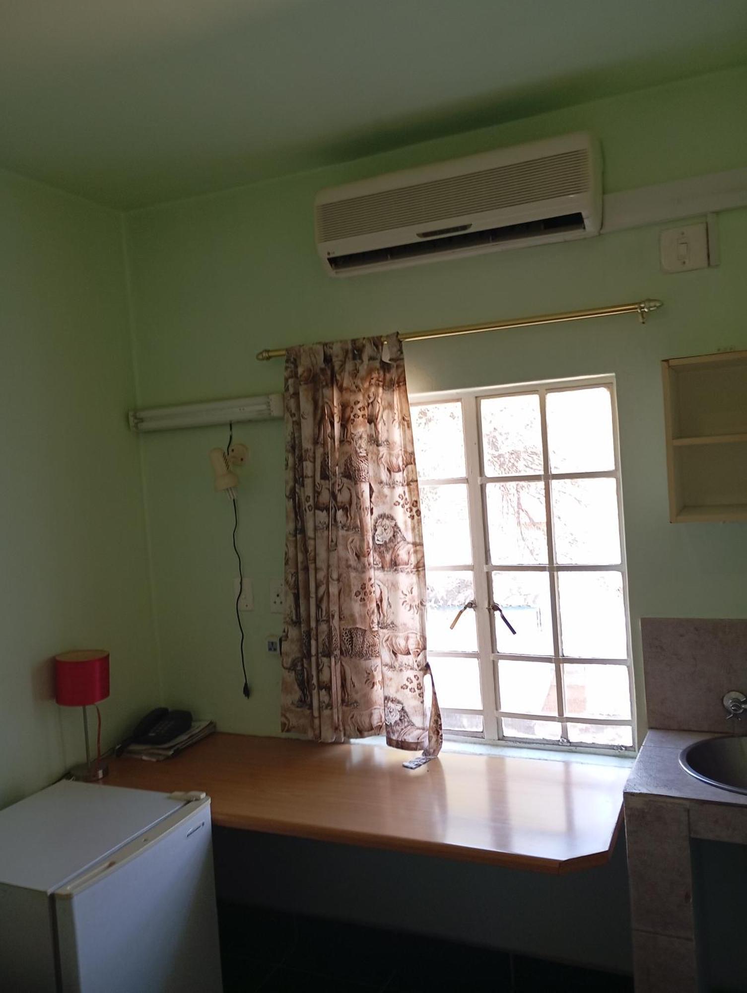 Brackendene Lodge Gaborone Eksteriør bilde