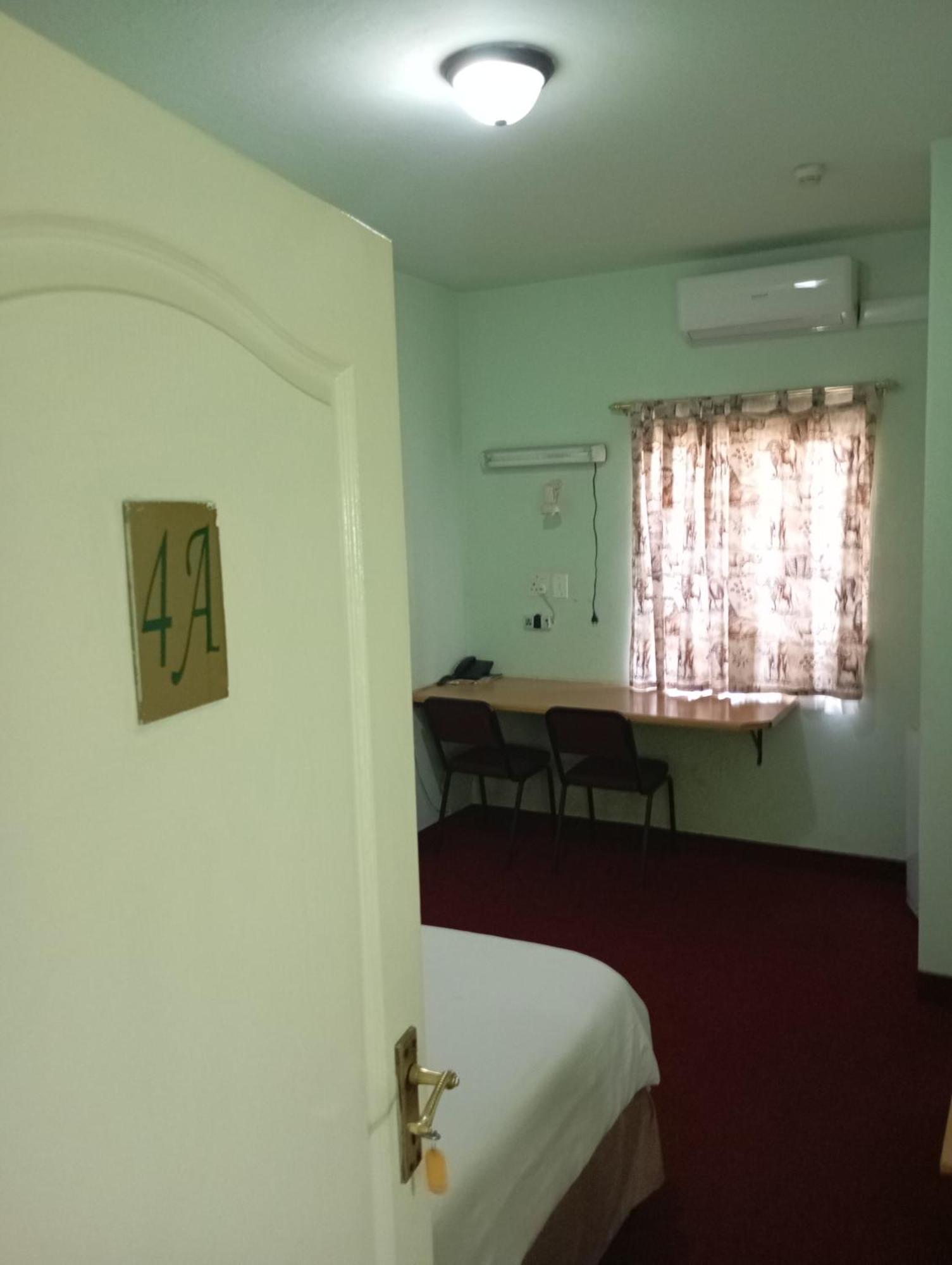 Brackendene Lodge Gaborone Eksteriør bilde