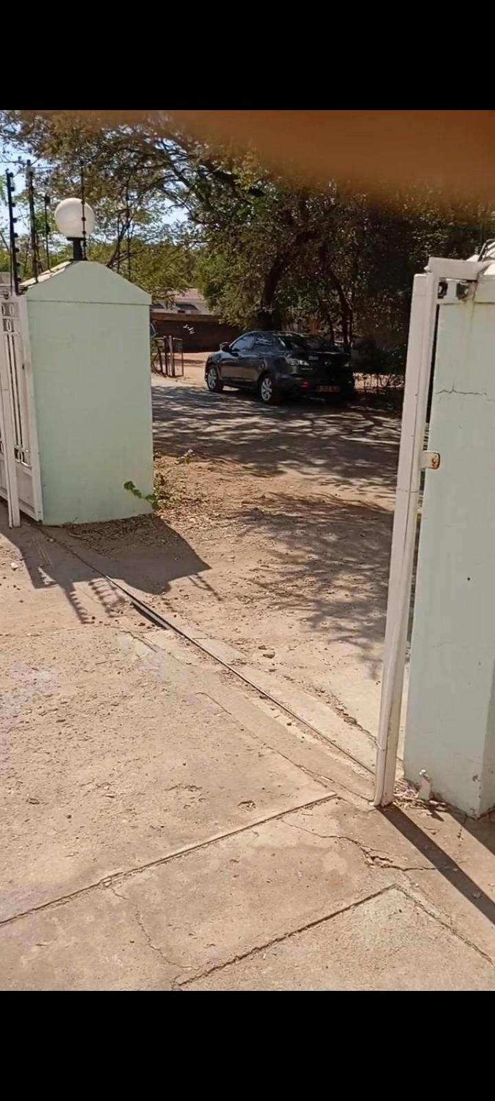 Brackendene Lodge Gaborone Eksteriør bilde