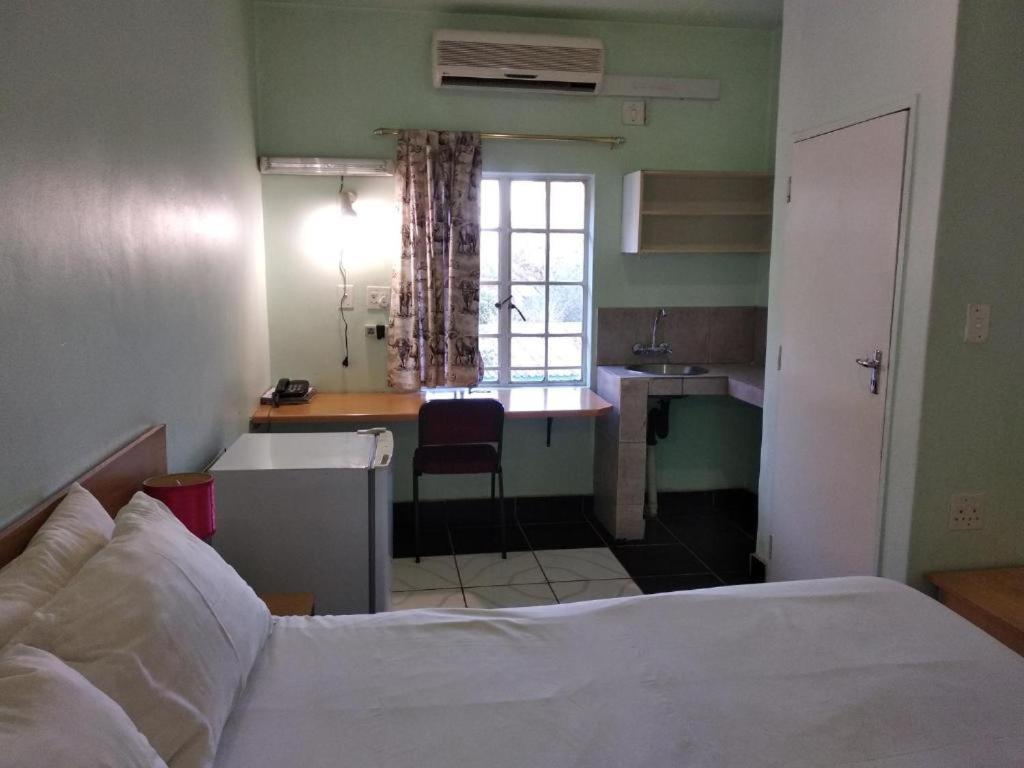 Brackendene Lodge Gaborone Eksteriør bilde