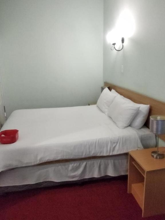 Brackendene Lodge Gaborone Eksteriør bilde
