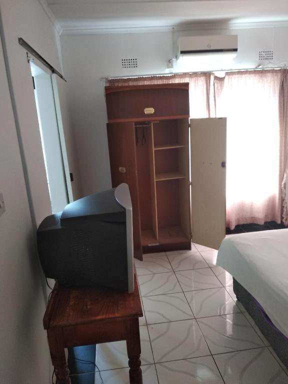 Brackendene Lodge Gaborone Eksteriør bilde