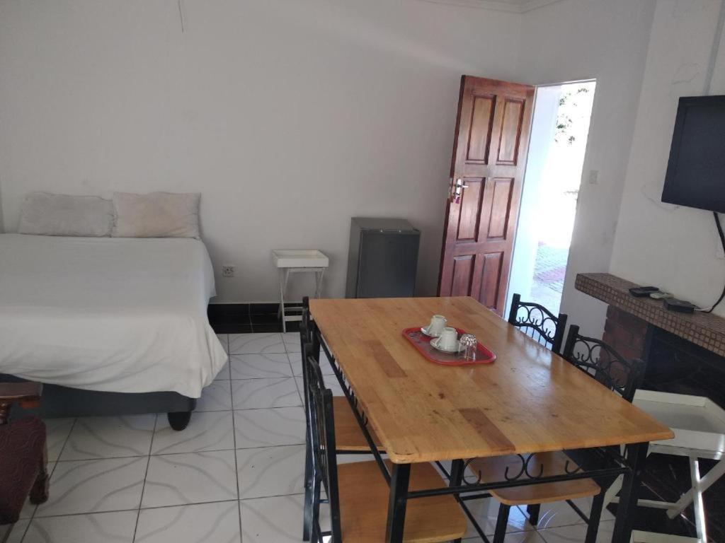 Brackendene Lodge Gaborone Eksteriør bilde
