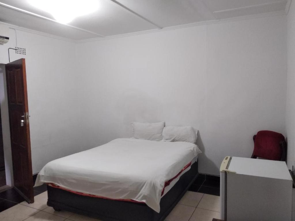 Brackendene Lodge Gaborone Eksteriør bilde